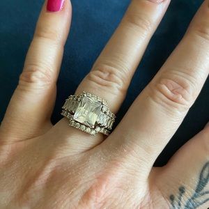 Sterling silver wedding set size 7